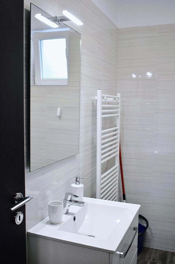 Etalon Airport Apartments Otopeni Zewnętrze zdjęcie